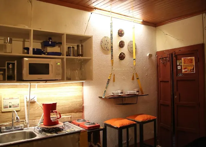 Studio-Apartment Near The Arch!