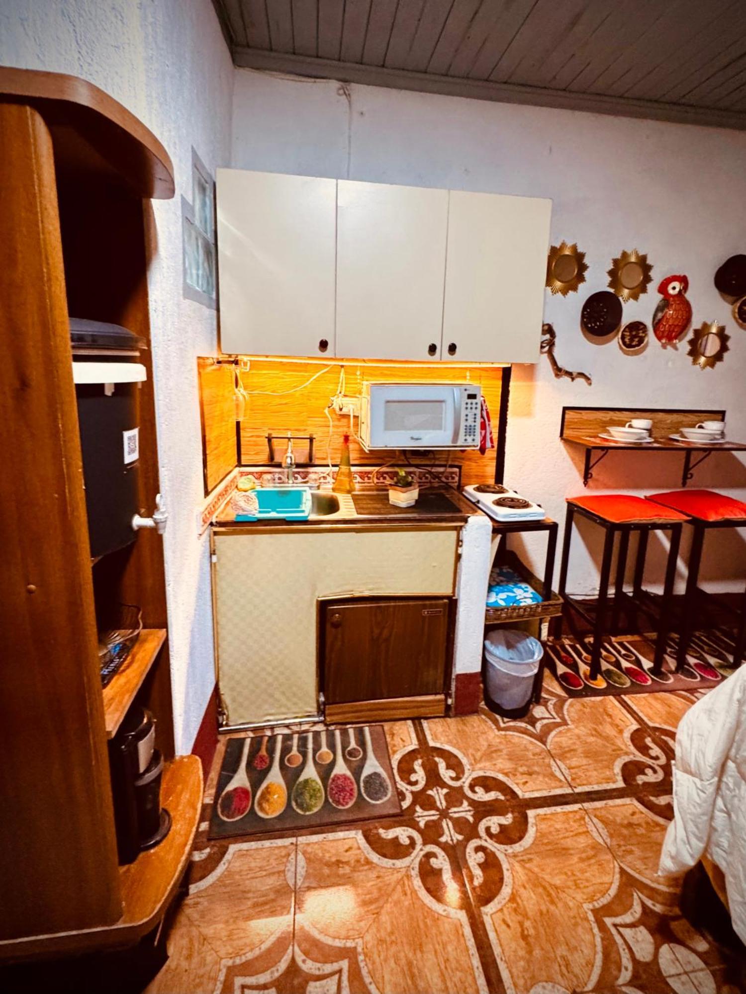 Studio-apartment Near The Arch! Apartment *